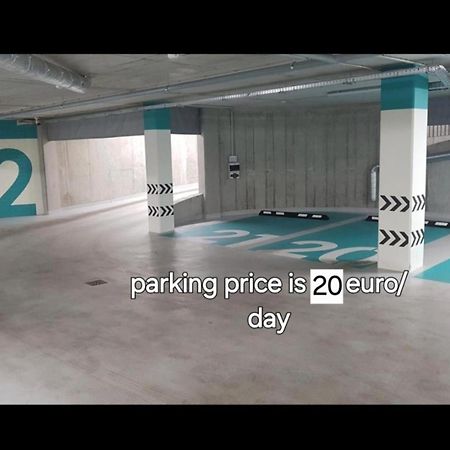 Happy Inn Classical Style, Self Check-In, Parking In The Underground Garage Вилнюс Екстериор снимка
