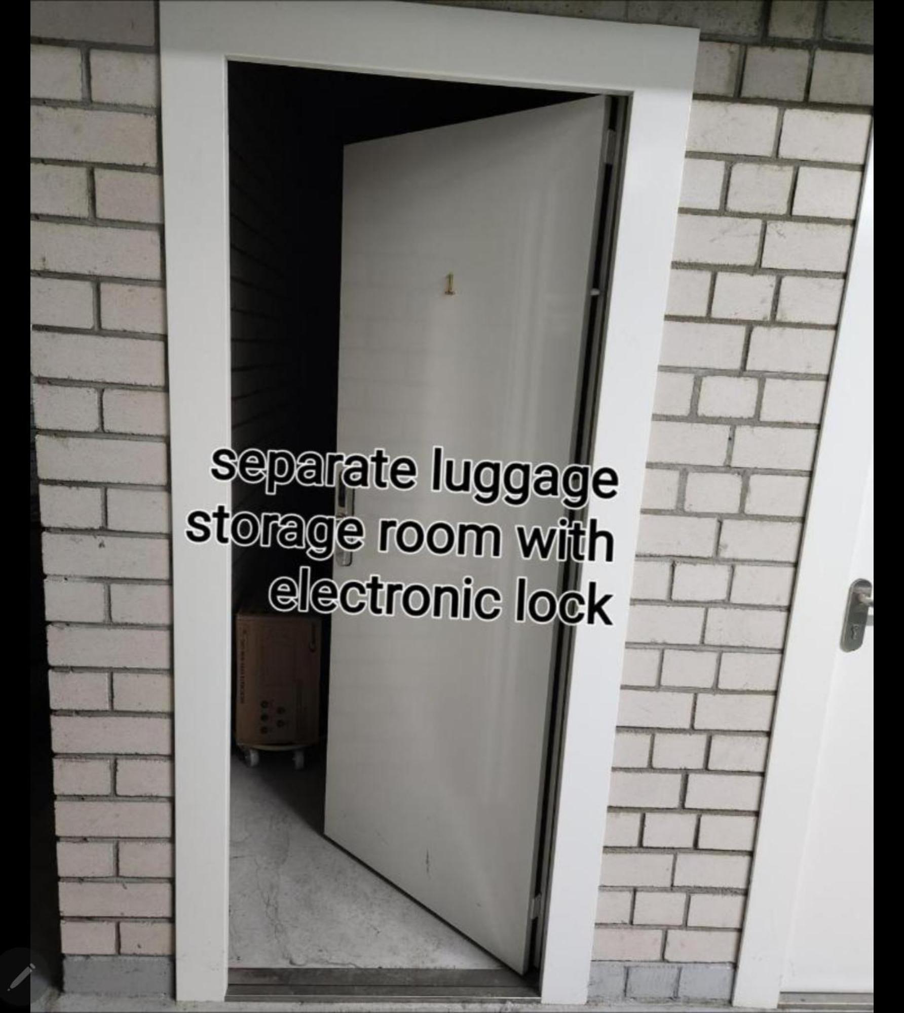 Happy Inn Classical Style, Self Check-In, Parking In The Underground Garage Вилнюс Екстериор снимка
