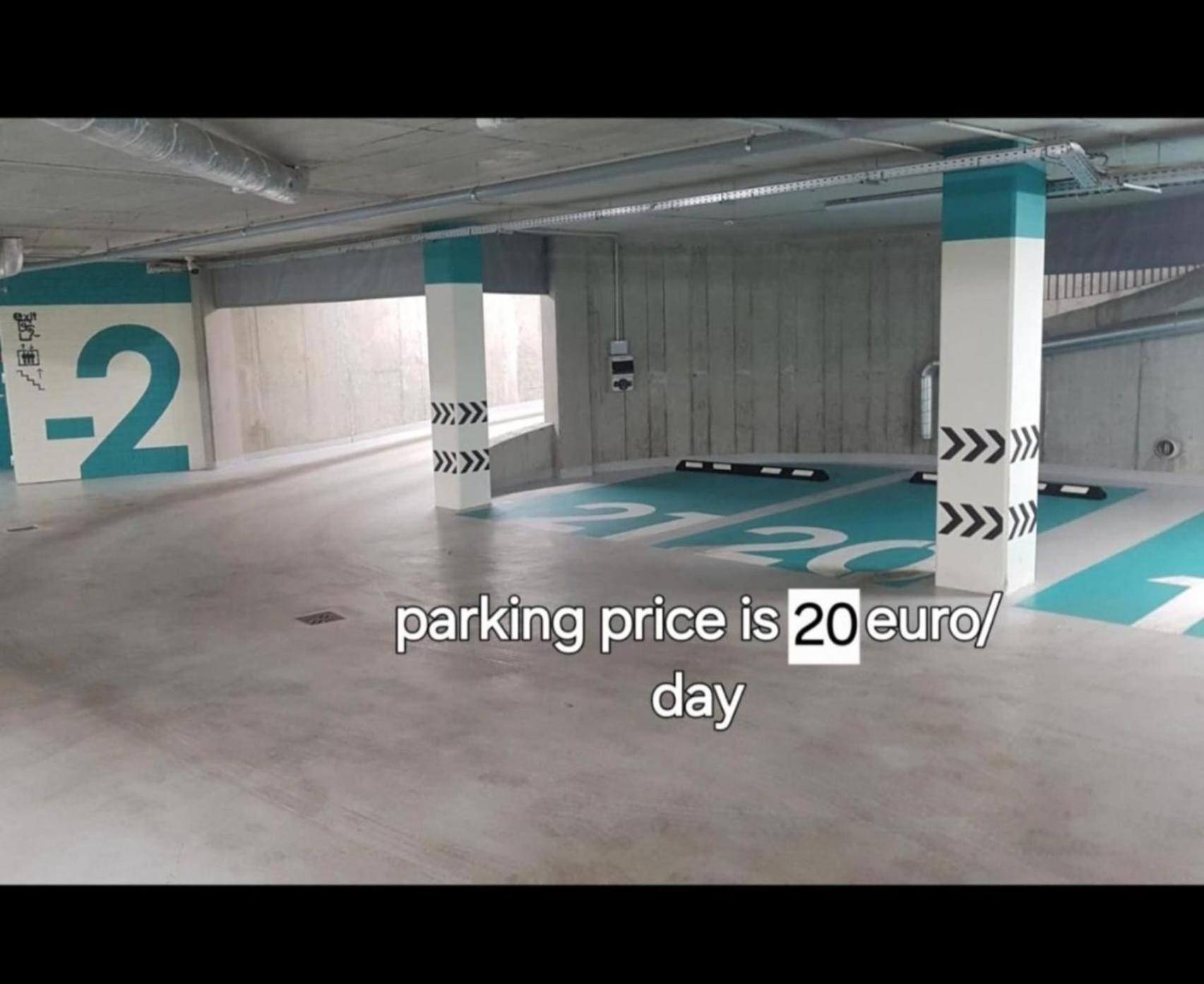 Happy Inn Classical Style, Self Check-In, Parking In The Underground Garage Вилнюс Екстериор снимка